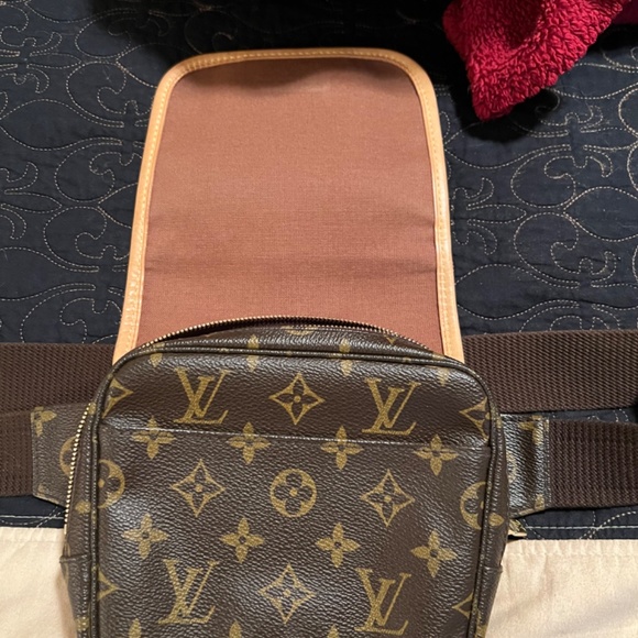 Louis Vuitton Bosphore Belt Bag Brown Canvas - Picture 6 of 7